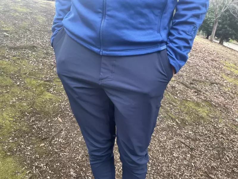 パタゴニアのスカイライン・トラベラー・パンツの素材