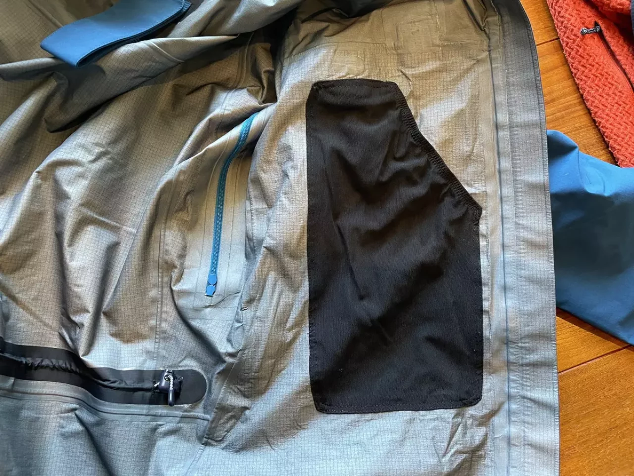 ポケット ハードシェル