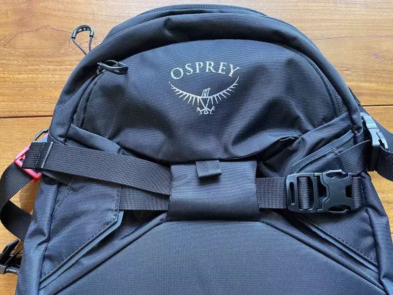 キャンバー30は中心に7cm程のスリット