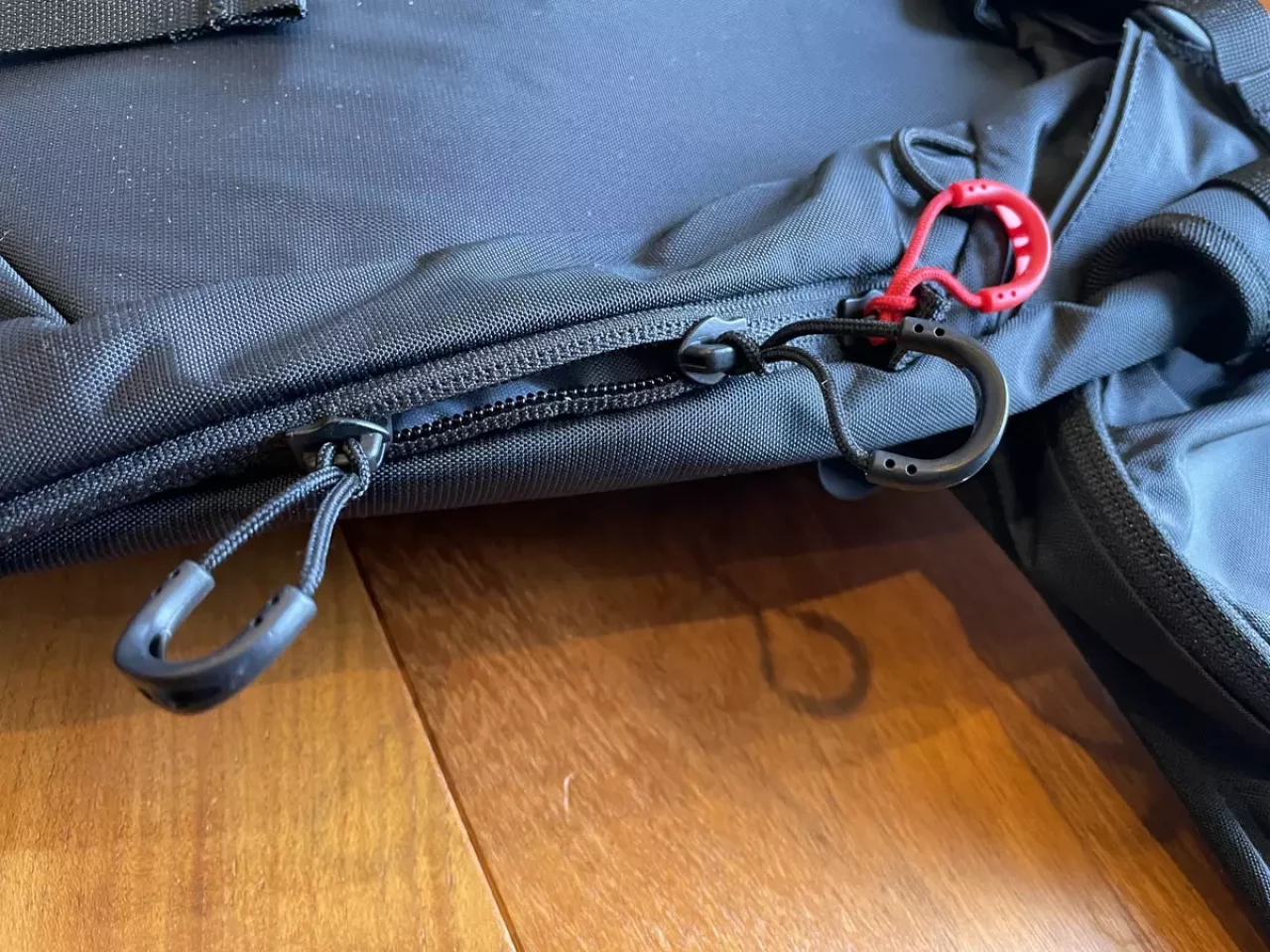 キャンバー30がトリプルジッパー