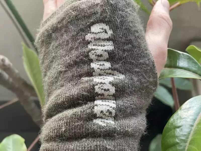 ウールパワーのリストゲイター 素材