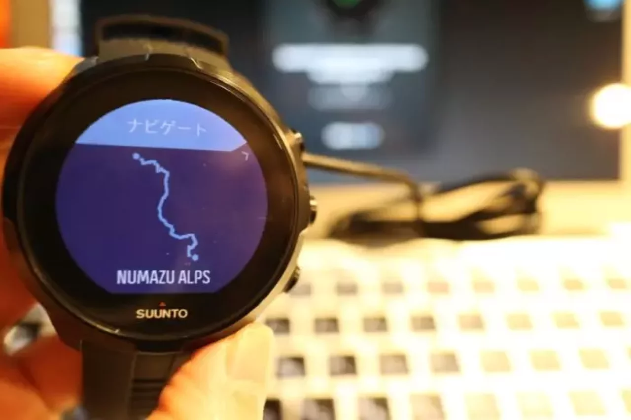 スントの時計でルートをチェック