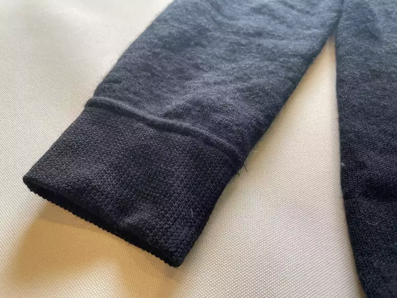 ウールパワーのクルーネック200のリブ