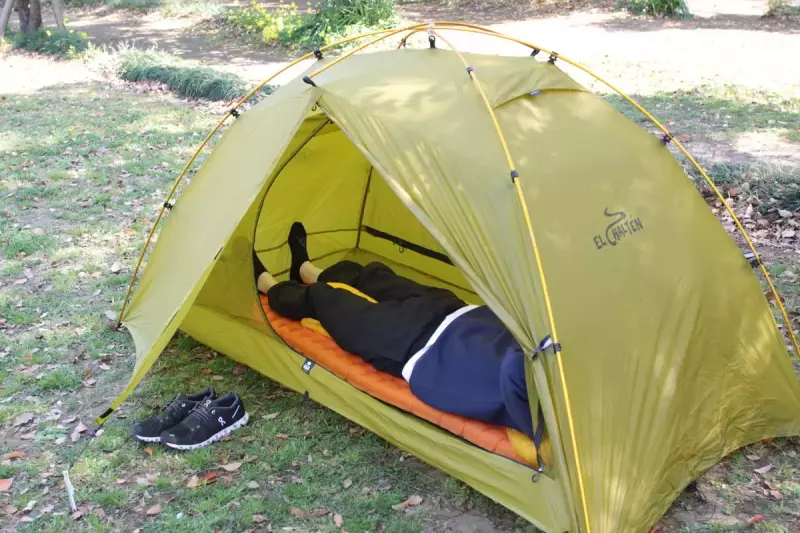 ゼログラム軽量ソロテント「エルチャルテン1.5P」の居住性