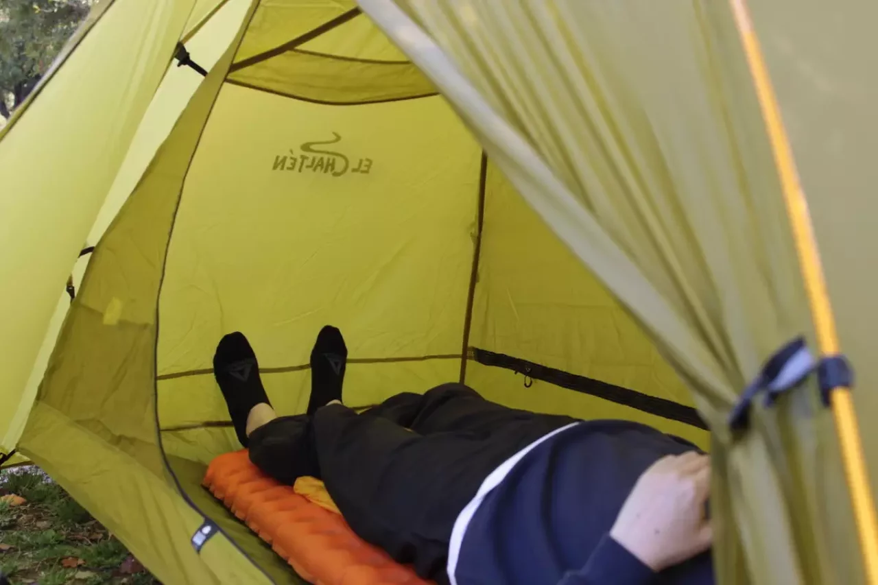 ゼログラム軽量ソロテント「エルチャルテン1.5P」の居住性