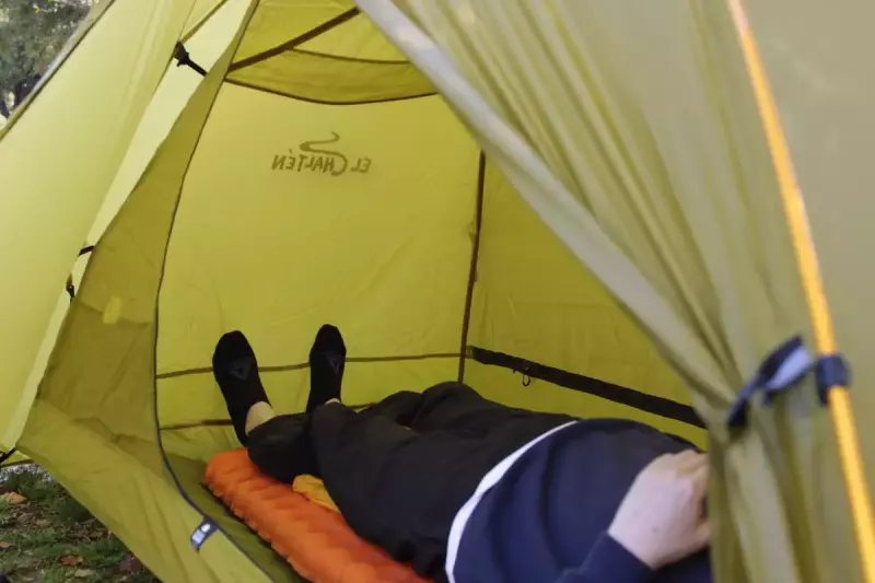 ゼログラム軽量ソロテント「エルチャルテン1.5P」の居住性