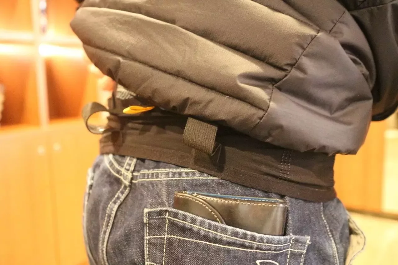 ネイキッド ランニングバンド