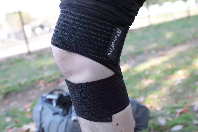 テーピングサポーター