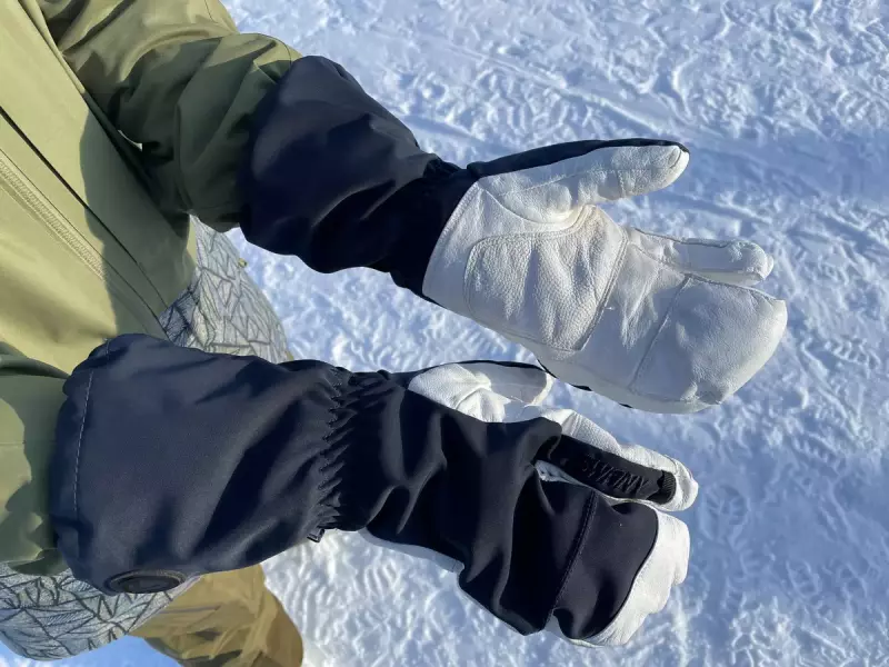 高所登山やクライミングに有用『スワニー ザ エアー3フィンガー』