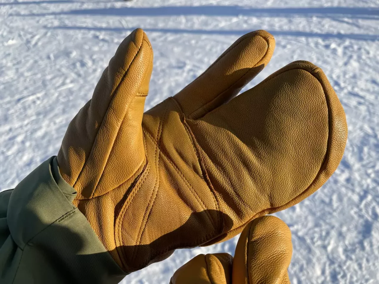 スワニーのグローブを選ぶ理由 耐久性