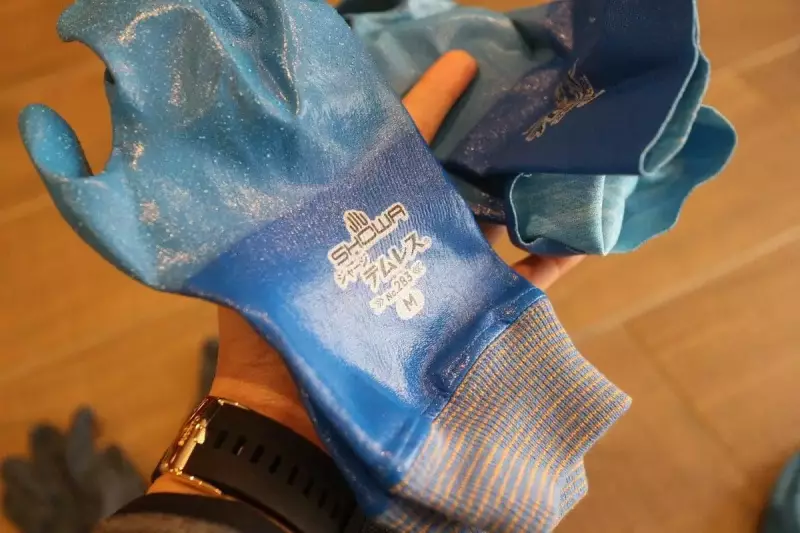 テムレス 登山グローブ