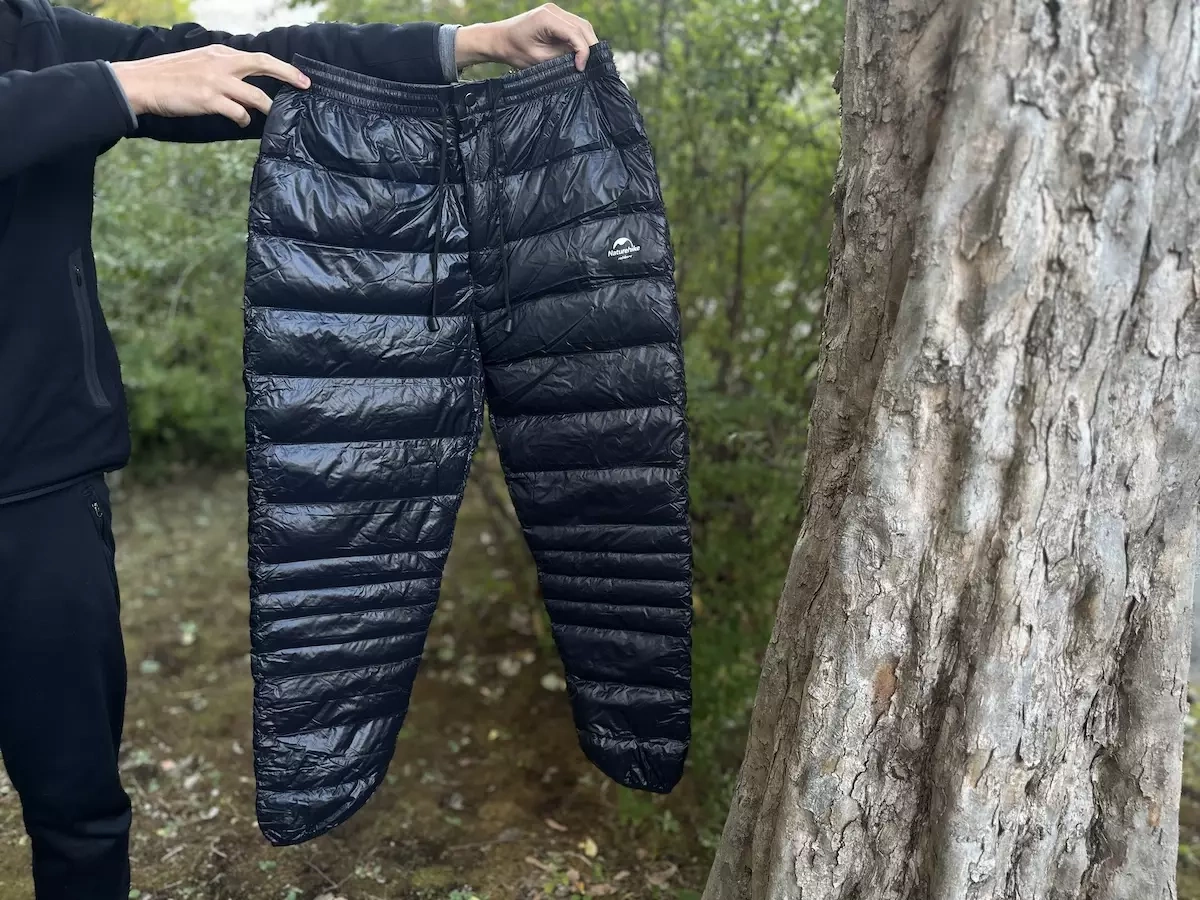 コスパ最強のダウンパンツ!ネイチャーハイクのダウンパンツ〜登山・アウトドアシーンで使えるスペックかを調査〜