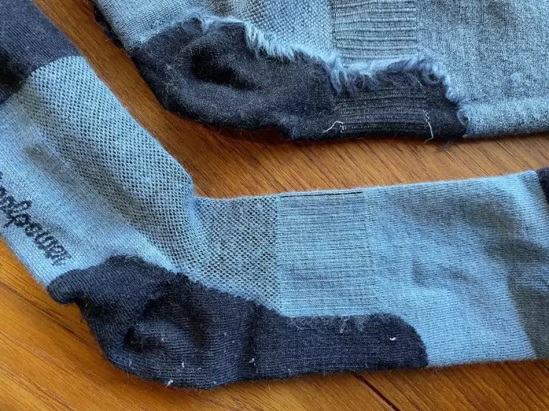 メッシュ編みが採用されていることでムレを軽減