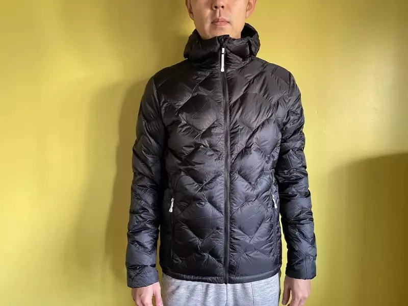 わずか213gの超軽量ダウンフーディー『ビックアグネス ゼットULジャケット』|ダウンジャケット・パンツ|登山ウェア|山のモノ|登山・トレラン・山スキーマガジン「山旅旅」