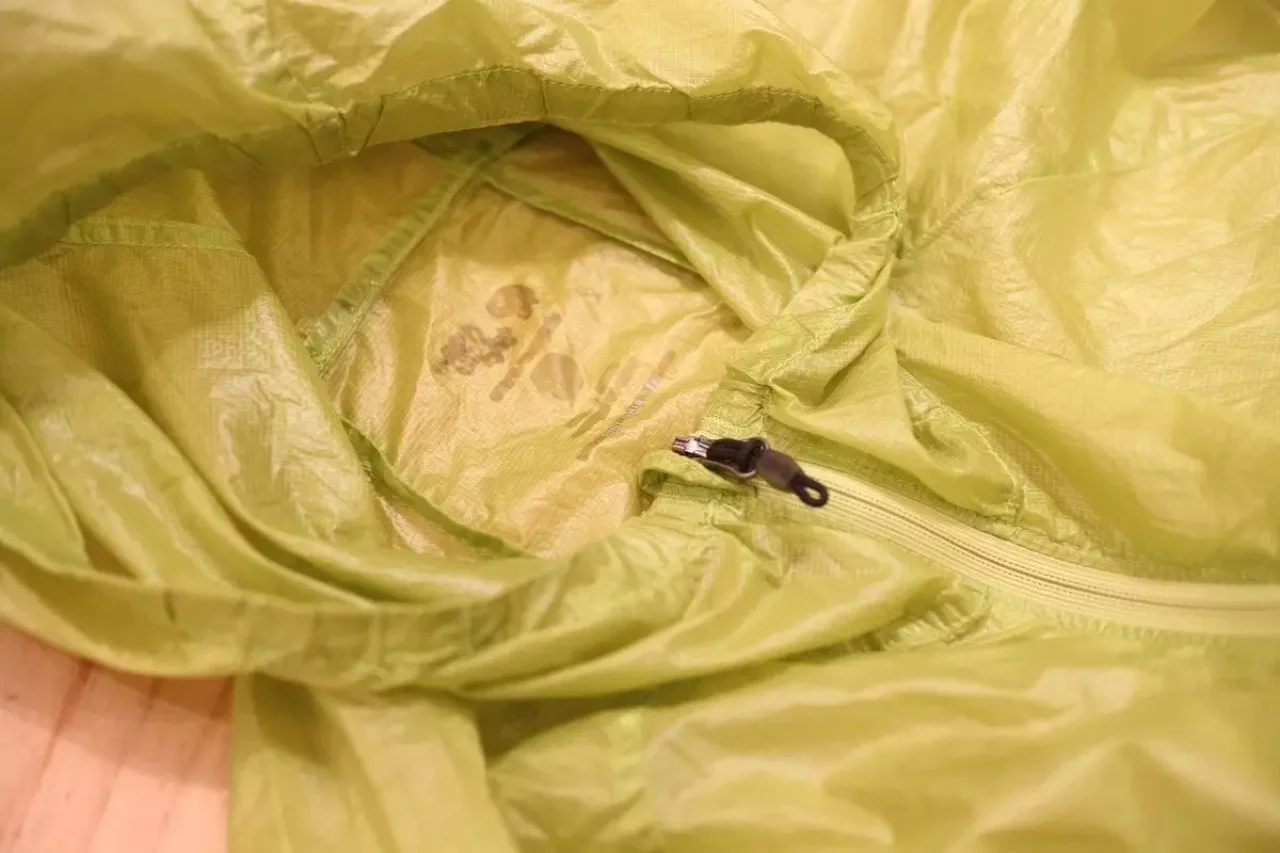 ウインドシェル