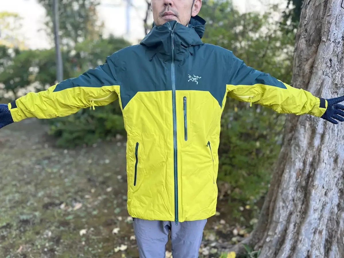 防風性と透湿性を両立させた高所や寒冷コンディション向けの保温着『アークテリクス ベータ インサレーテッド ジャケット』をレビュー