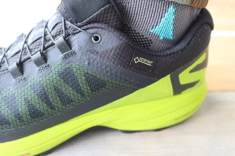 サロモン XA ELEVATE GORE-TEX