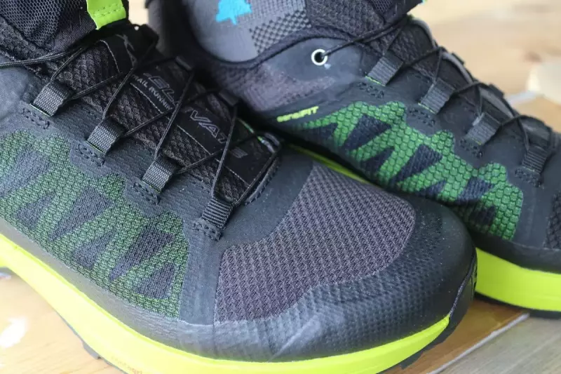 サロモン XA ELEVATE GORE-TEX