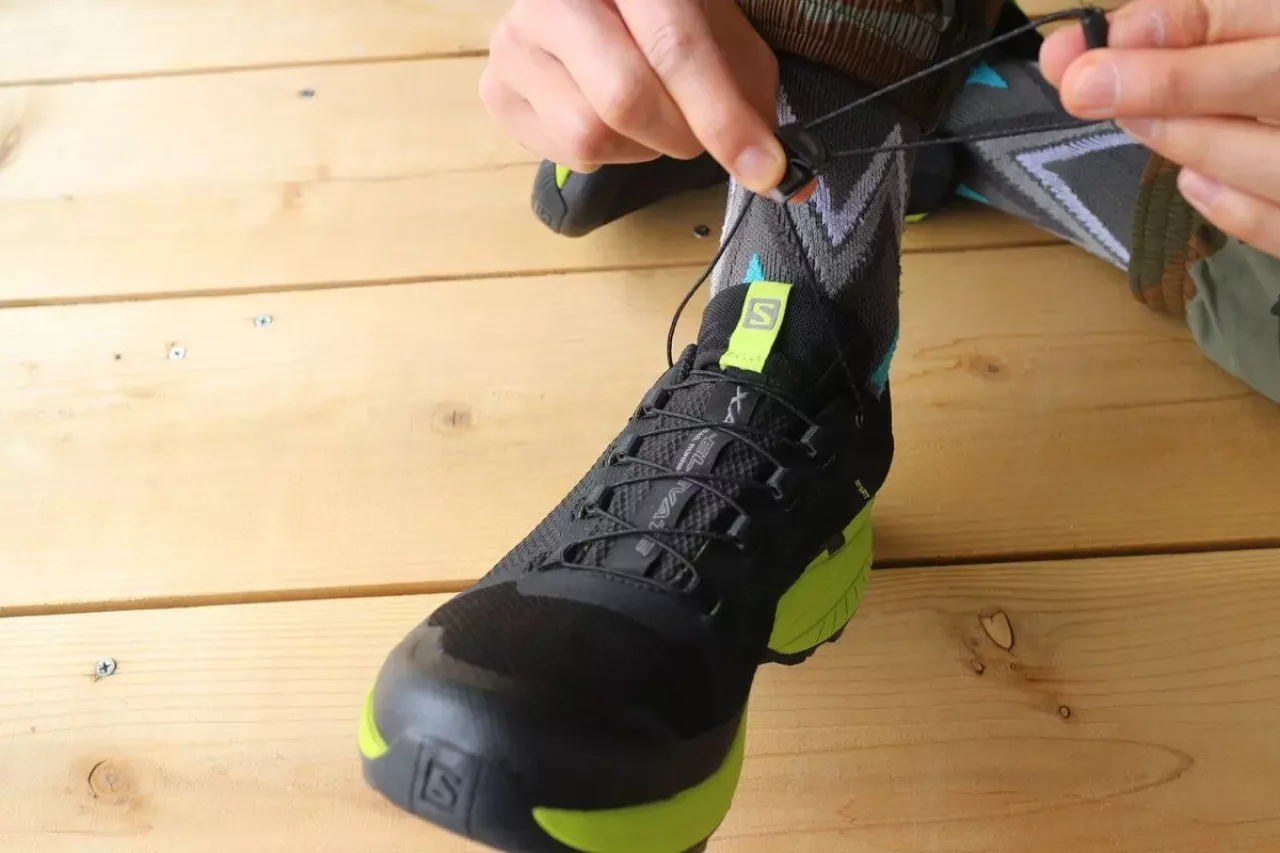 サロモン XA ELEVATE GORE-TEX