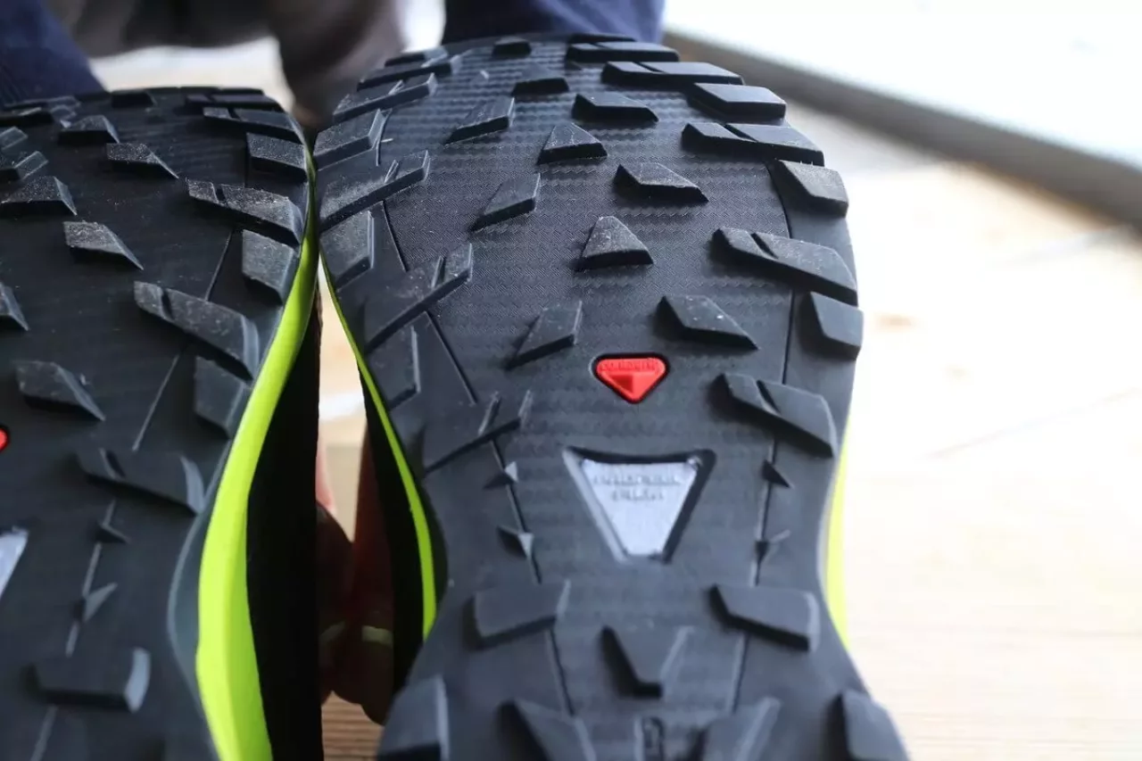 サロモン XA ELEVATE GORE-TEX