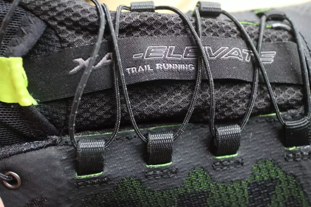 サロモン XA ELEVATE GORE-TEX