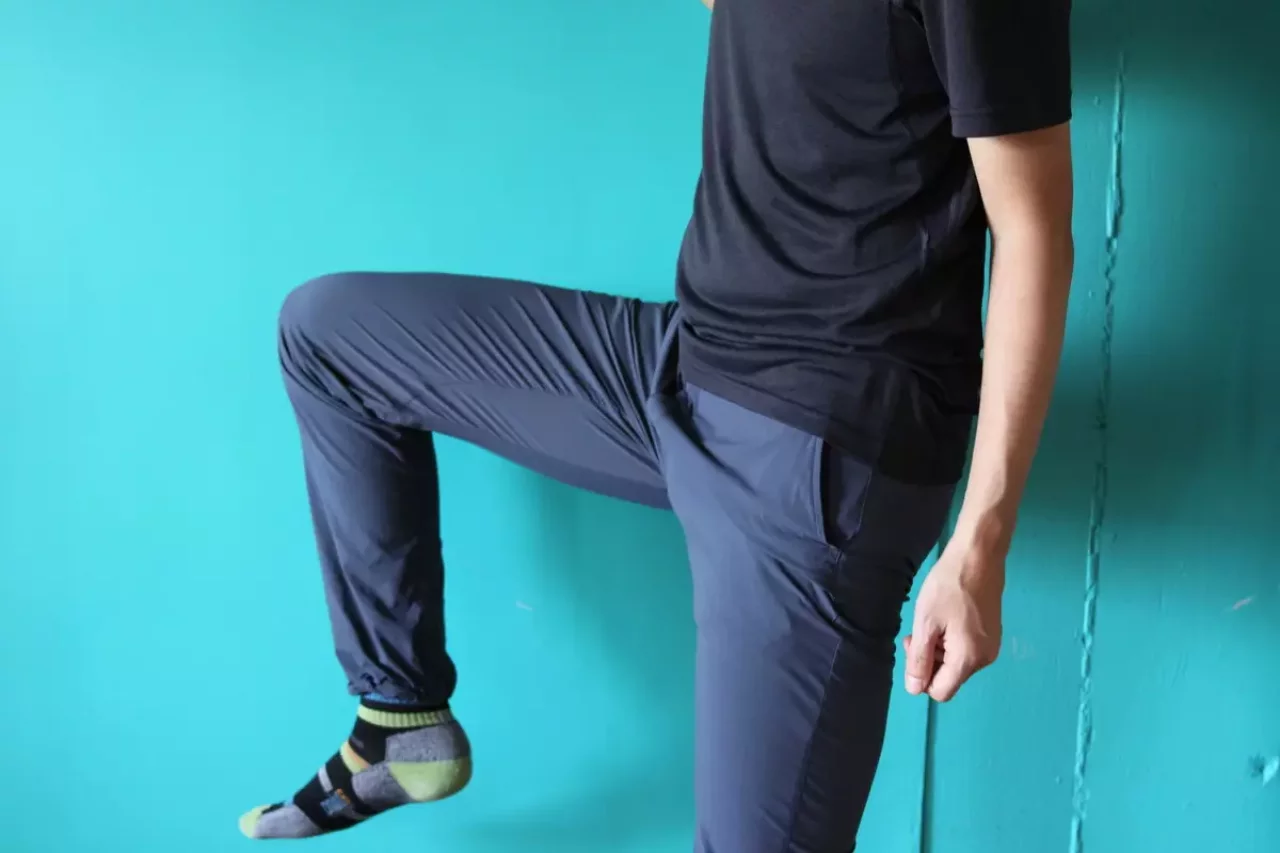 HOUDINIリキッドロックパンツの動きやすさ