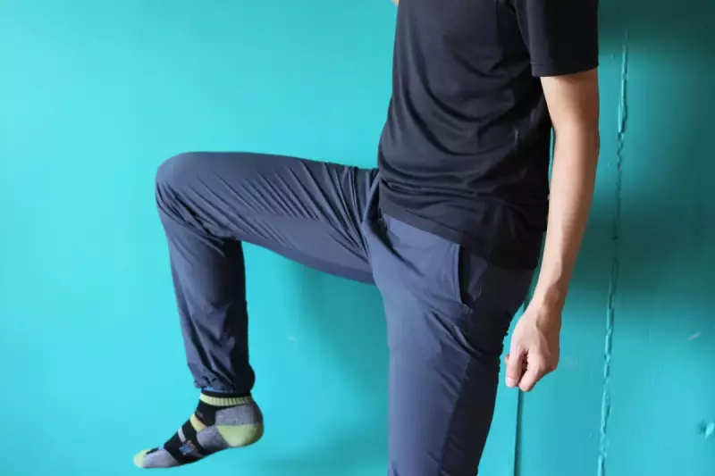 リキッドロックパンツ-トレッキングパンツ