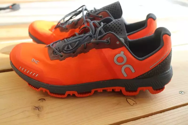 トレイルランシューズ『オン クラウドベンチャー ピーク』