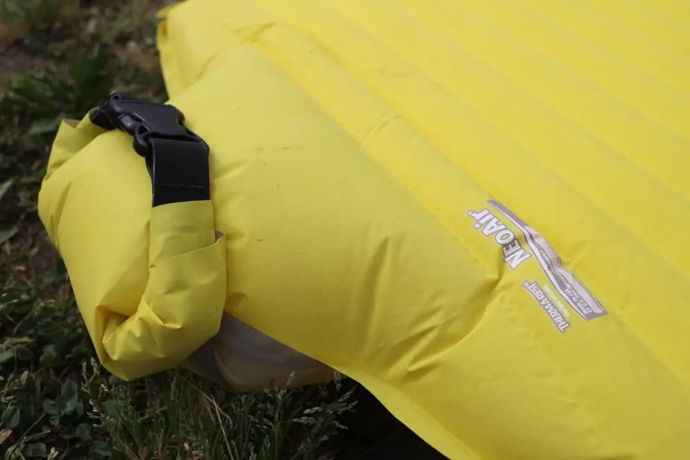 ネオエアー Xライト マックスSV 空気の出し入れがキモ