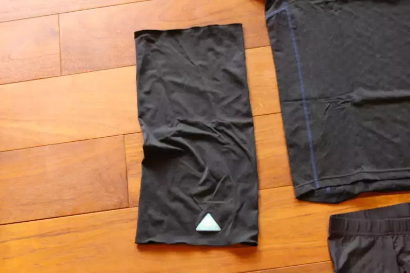 FREEZETECHのロングネックゲイター