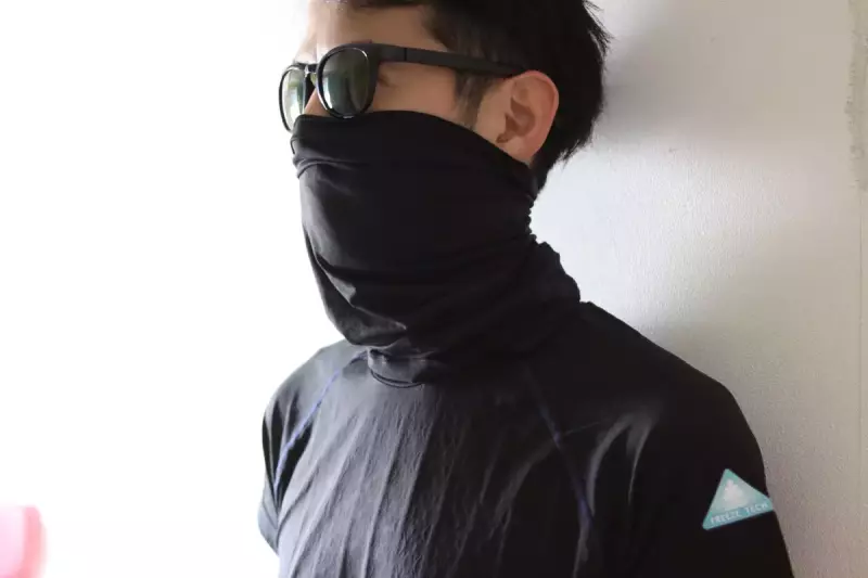 FREEZETECHのロングネックゲイター