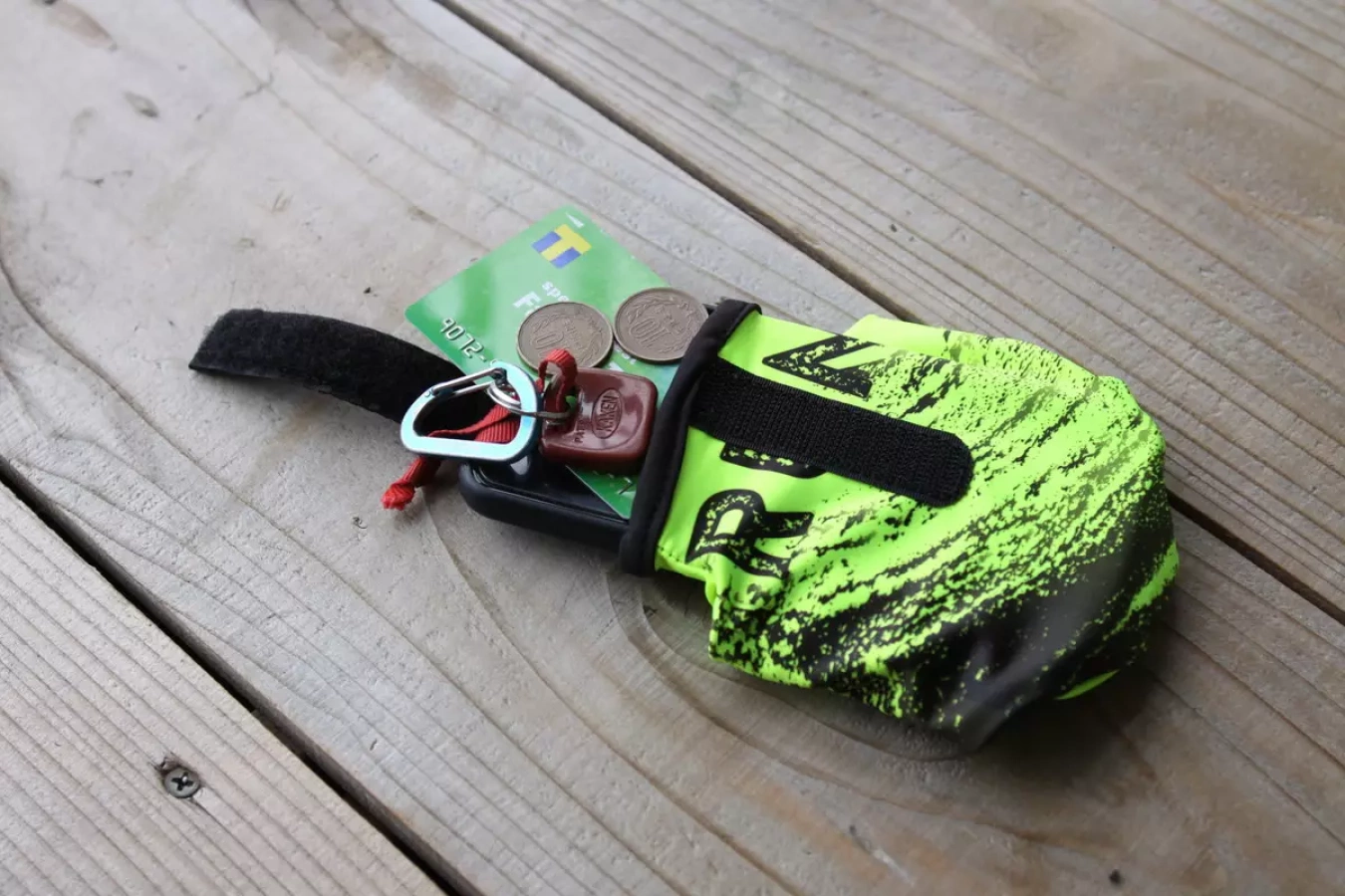 【レビュー】スマホ用アームバンドで快適にランニング