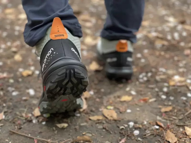 疲れづらい登山をサポートするハイキングシューズ