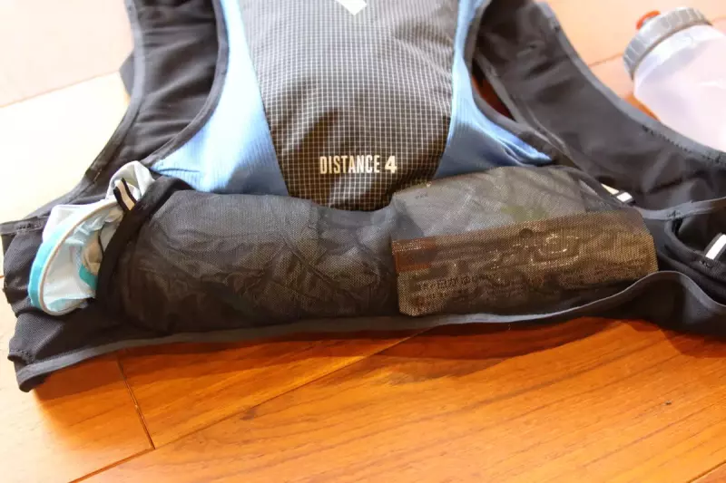 ブラックダイヤモンド ディスタンス4にストレッチポケット