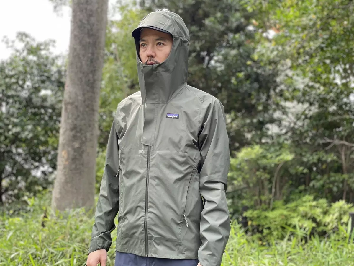 夏山登山のレインジャケットに最適-パタゴニアのスレート・スカイ・ジャケット