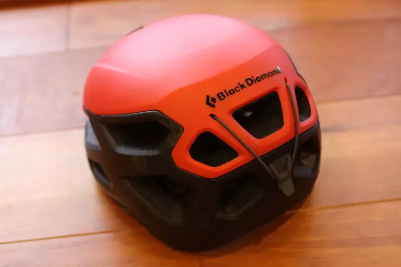 登山用ヘルメットの役割1