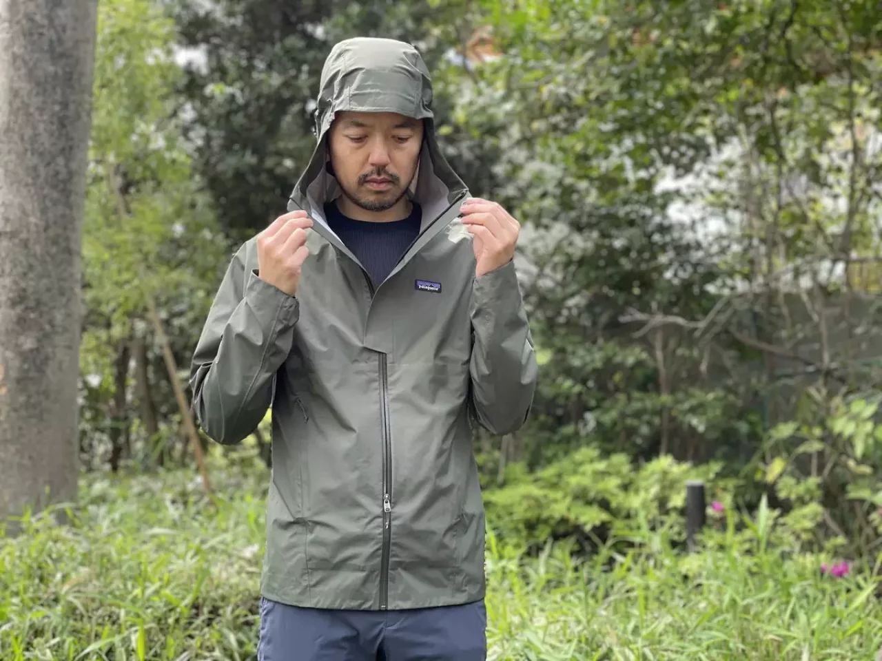 山を登っている最中に汗をかくからレインジャケットを着用したくない