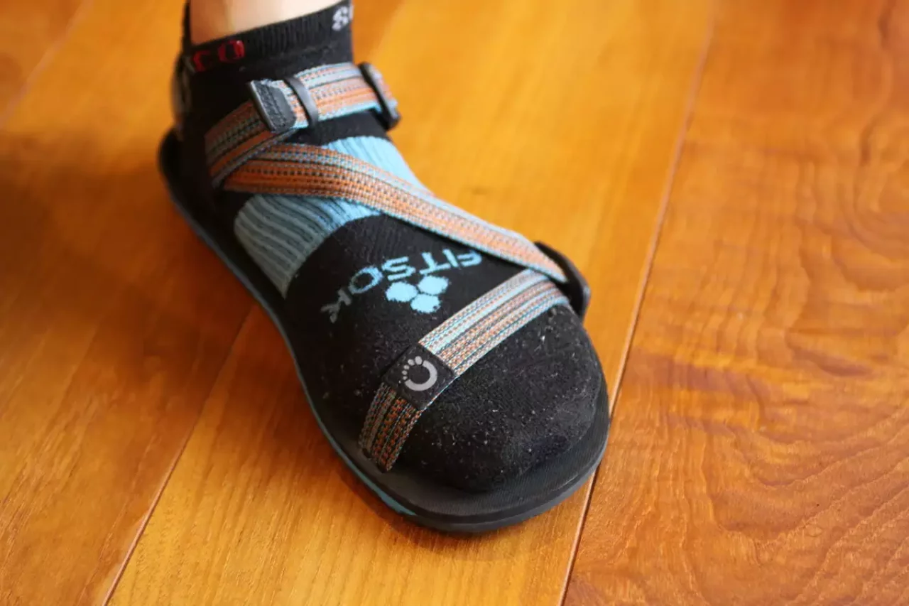 ストラップ部分のZストラップシステム