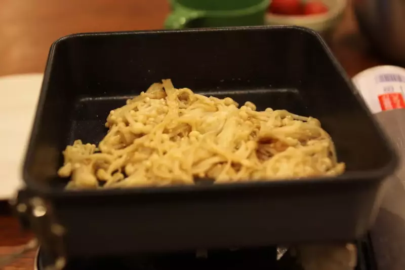 ゼログラムのスクエアクッカーで料理