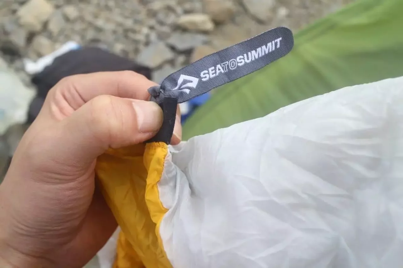 ウルトラライトなシュラフ『シートゥサミット スパークSp1』