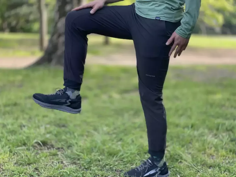 足上げがしやすいストレッチ性