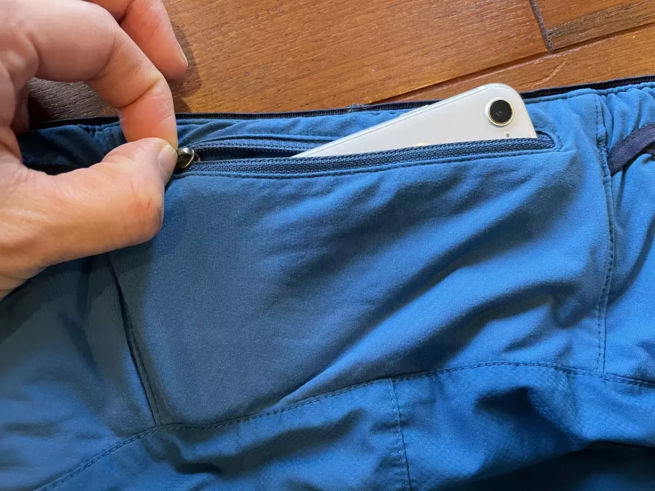 ジッパー付きポケット-トレイルランニングに最適なショーツ