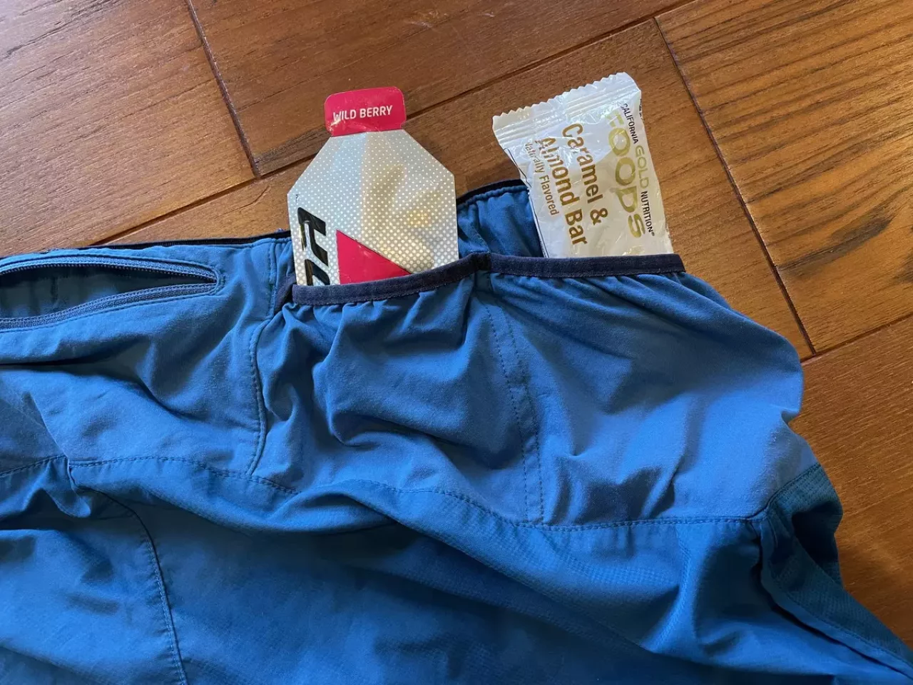 ポケットの配置と数-トレイルランニングに最適なショーツ