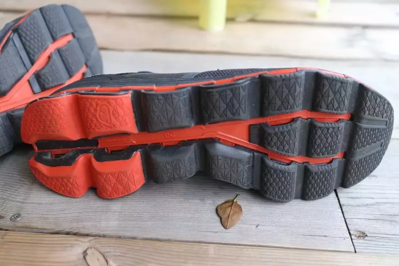 ランニングシューズ『On クラウドエース』