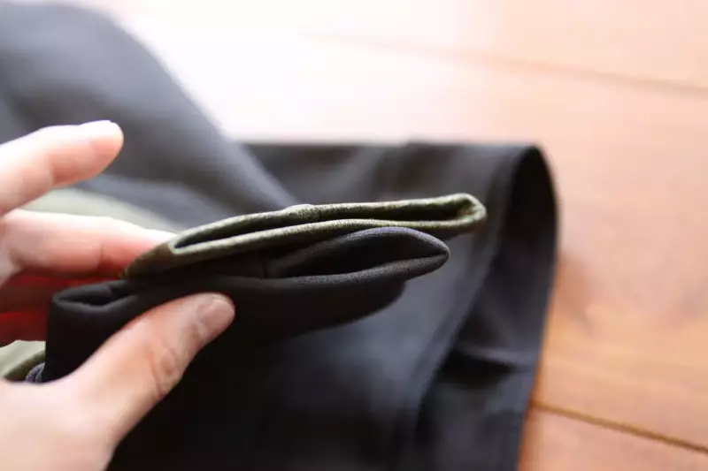 サロモンのミッドレイヤー 生地の厚み