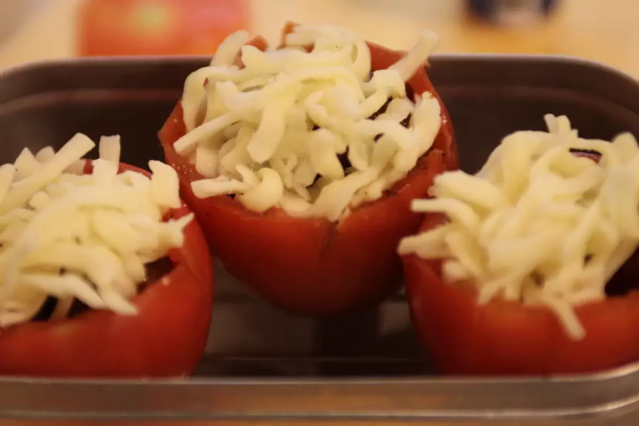 メスティン トマト チーズ