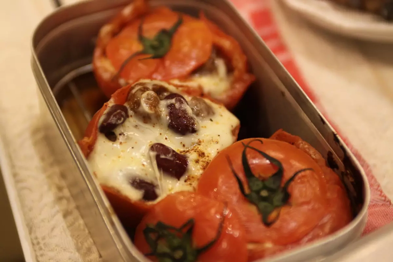 メスティンレシピ-チリコーントマト