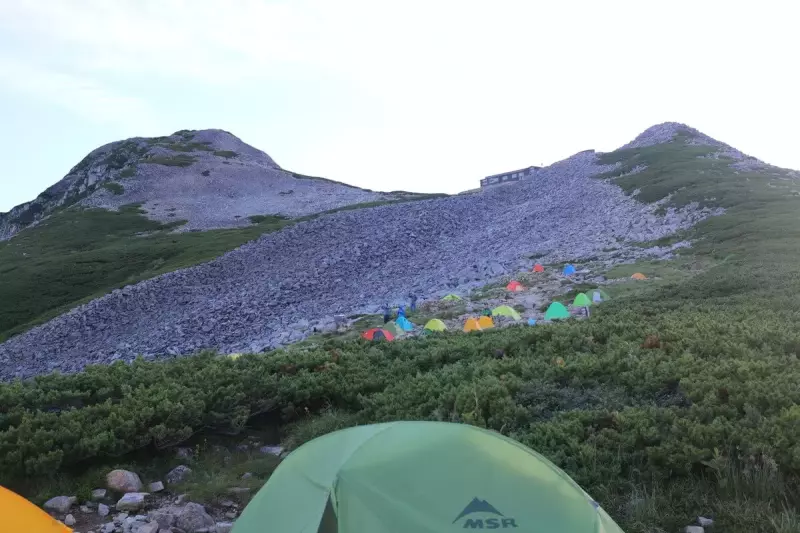 笠ヶ岳のテント場