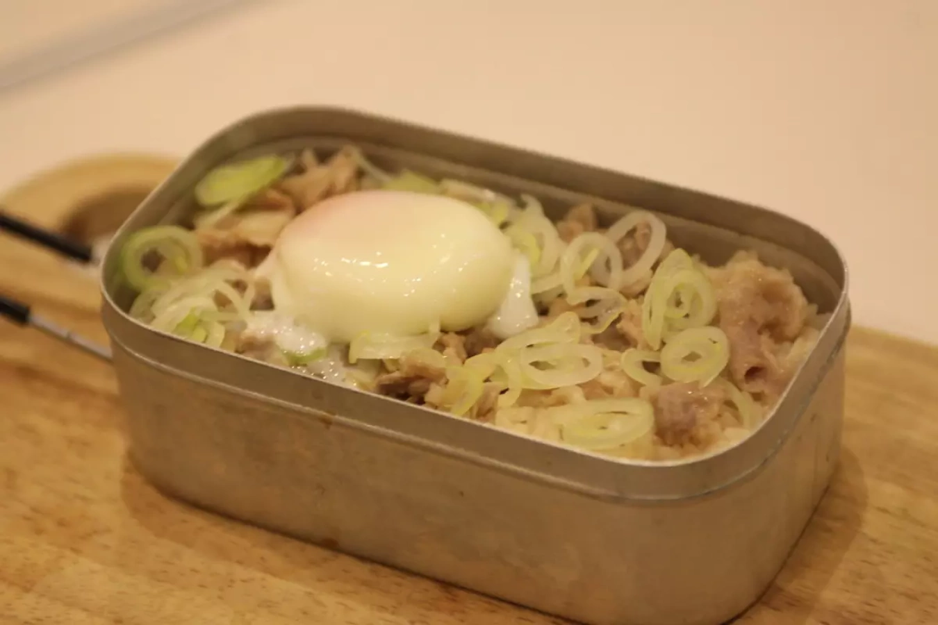 メスティンレシピ 超簡単豚玉丼