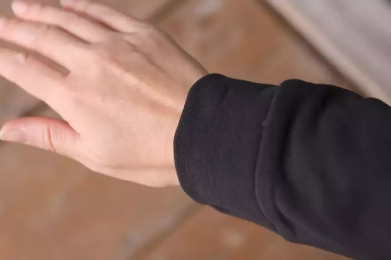 サロモン ミッドレイヤー 袖